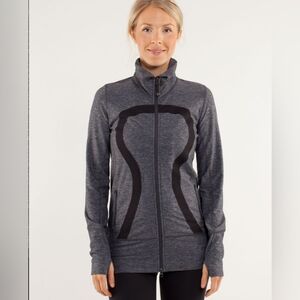 𝗟𝘂𝗹𝘂𝗹𝗲𝗺𝗼𝗻 6 𝗜𝗻 𝗦𝘁𝗿𝗶𝗱𝗲 Jacket Zip-up High Neck Sweater S M